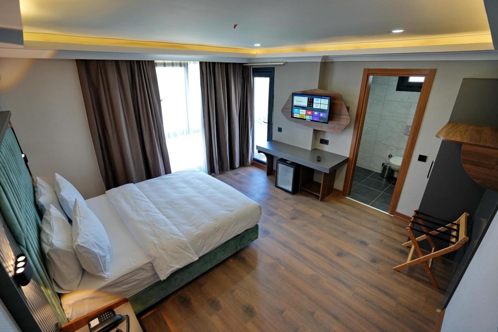 Shelton Airport Hotel Arnavutkoy ภายนอก รูปภาพ