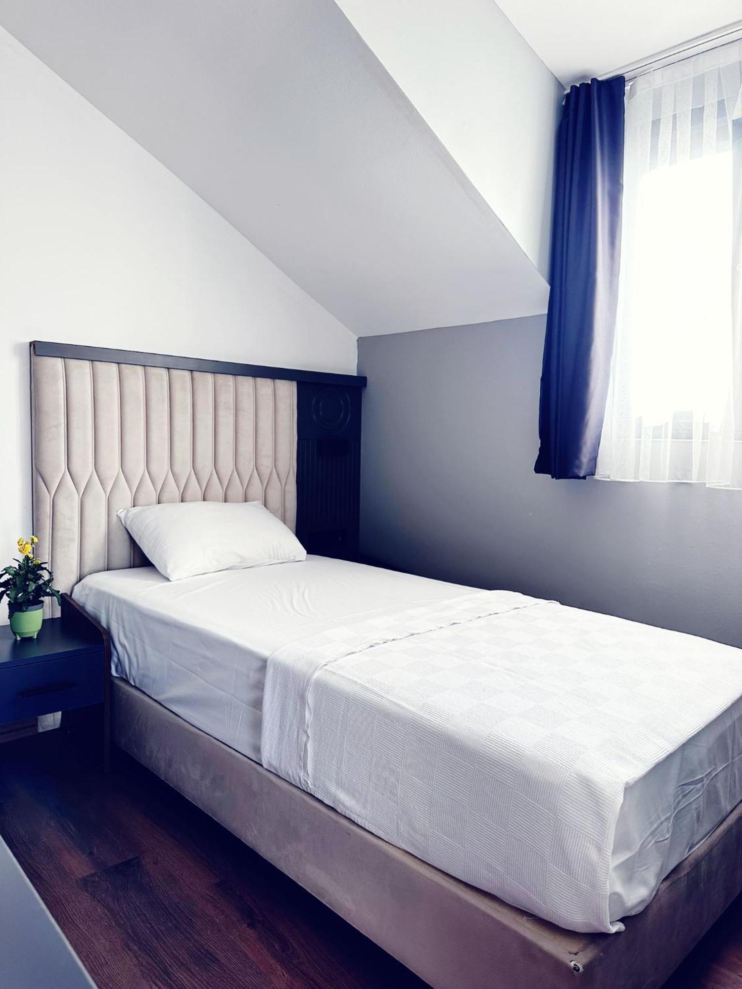 Shelton Airport Hotel Arnavutkoy ภายนอก รูปภาพ